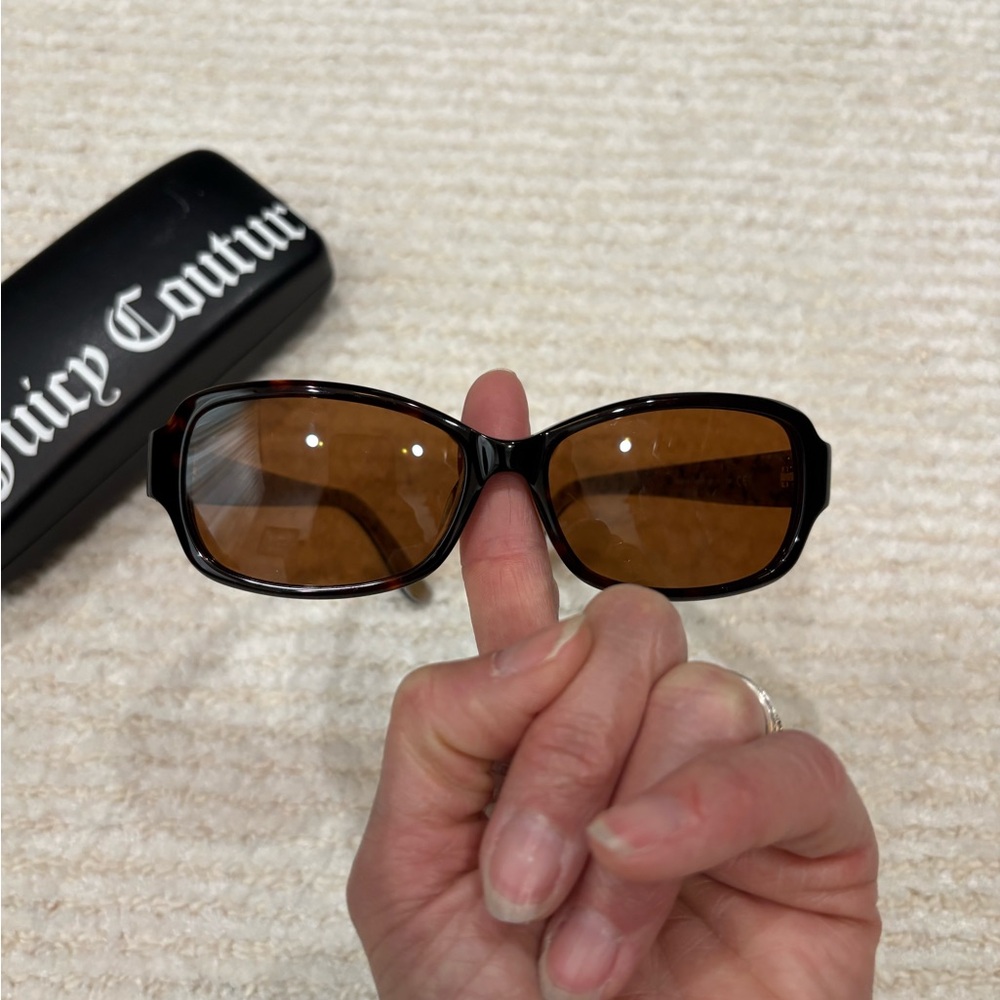 Juicy Couture Sunglasses 55/16 like-new condition brown tortoise